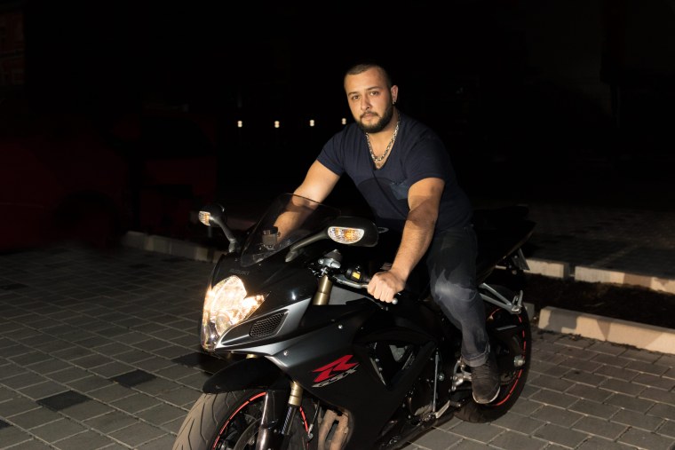 Парень на байке