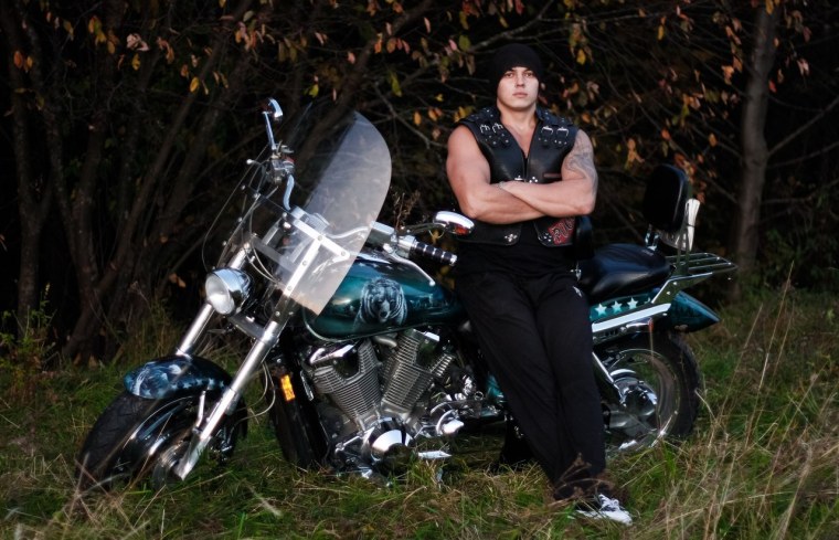 Парень на мотоцикле