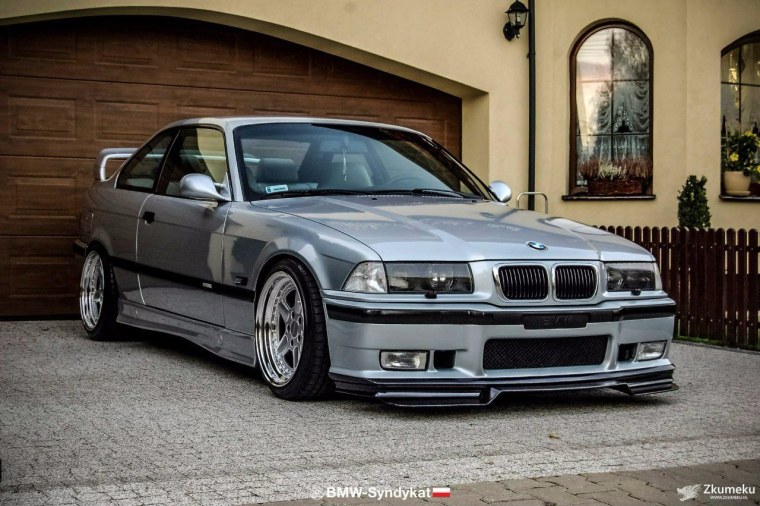 BMW m3 e36 sedan
