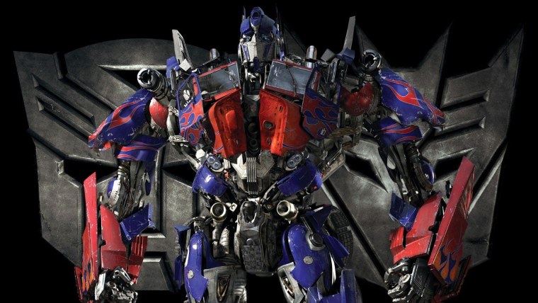 Оптимус Прайм из трансформеров Прайм