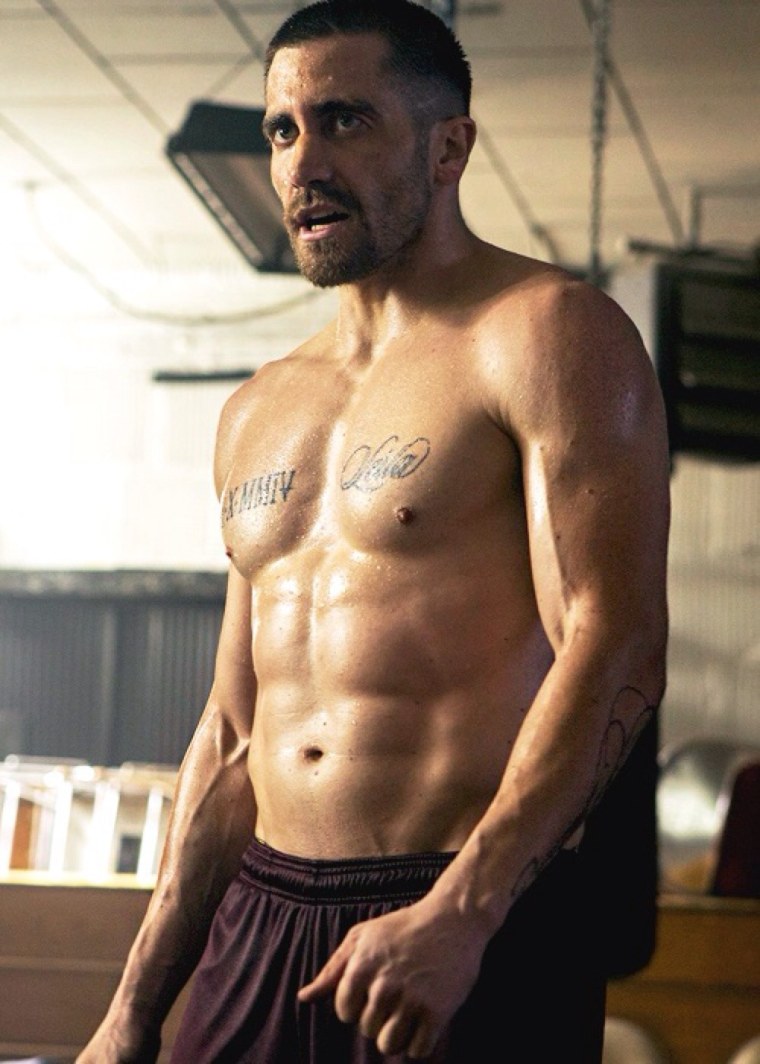 Джилленхол торс