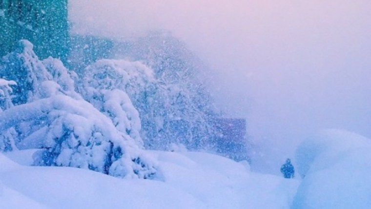 Метель сугробы