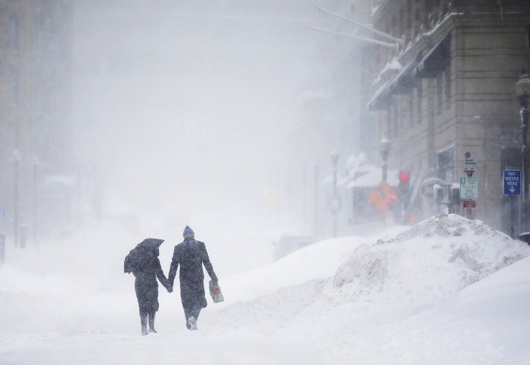 Метель в городе