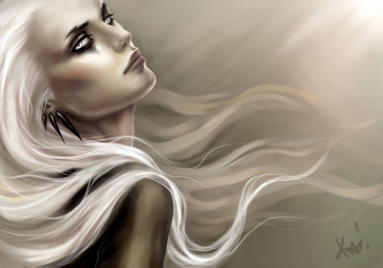 Длинные белые волосы