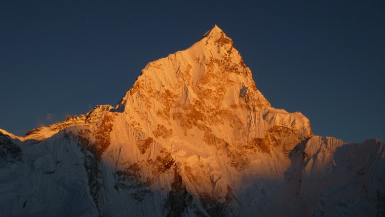 Эверест гора пик Джомолунгма