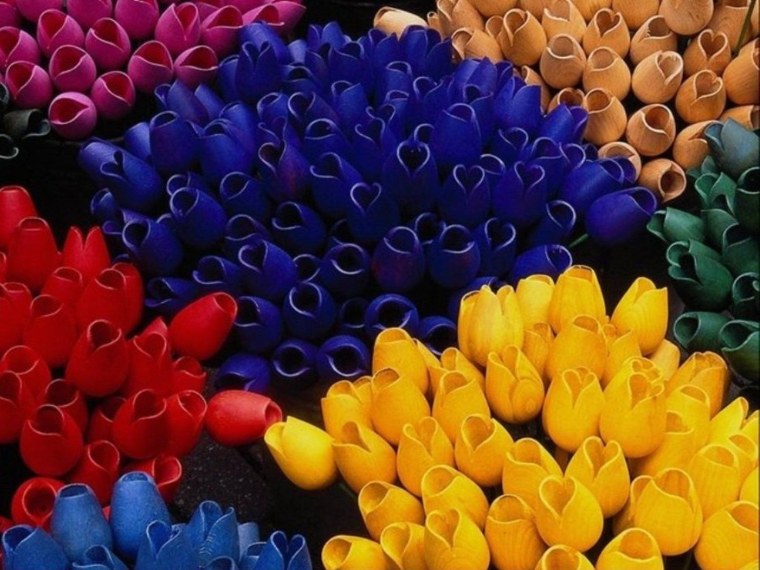 С 8 марта море цветов