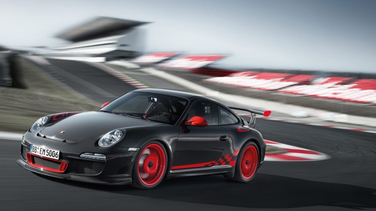 Суперкар зимой