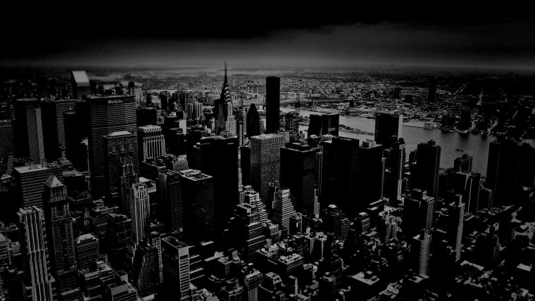 Темная заставка на рабочий стол