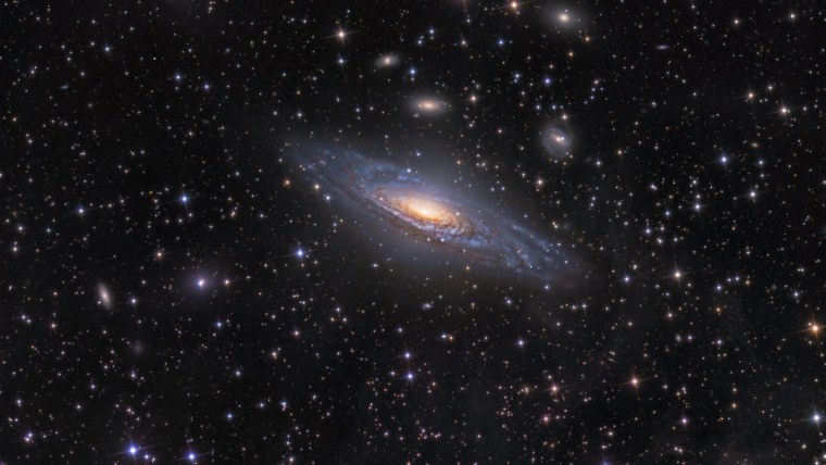 NGC 6910