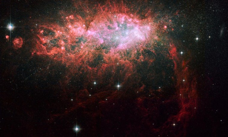 Карликовая Галактика NGC 1569
