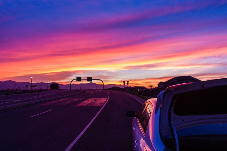 Машина на закате