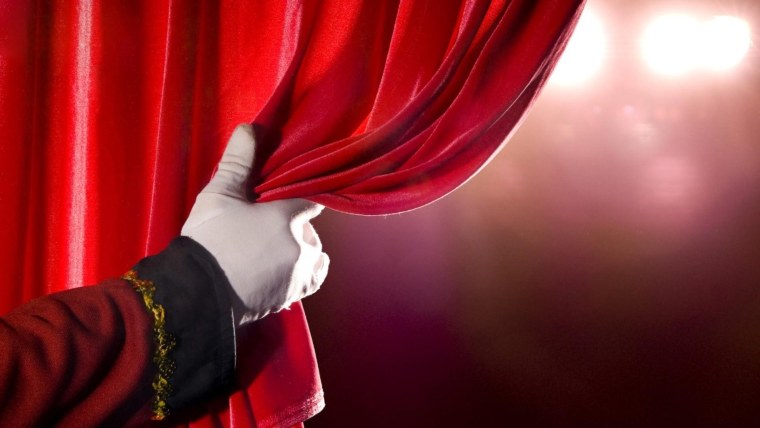 Занавес закрывается