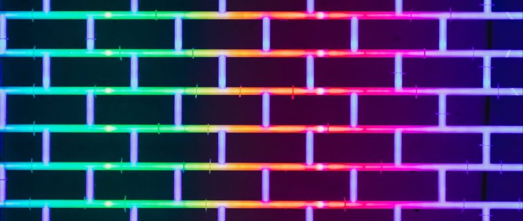 Неоновые кирпичи фон