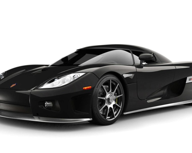 Крутая машина на белом фоне