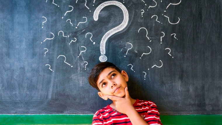 Мальчик и девочка думают