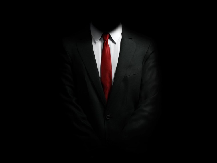 Мужчина в шляпе с сигаретой