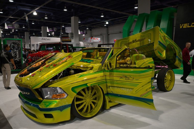 Выставка машин