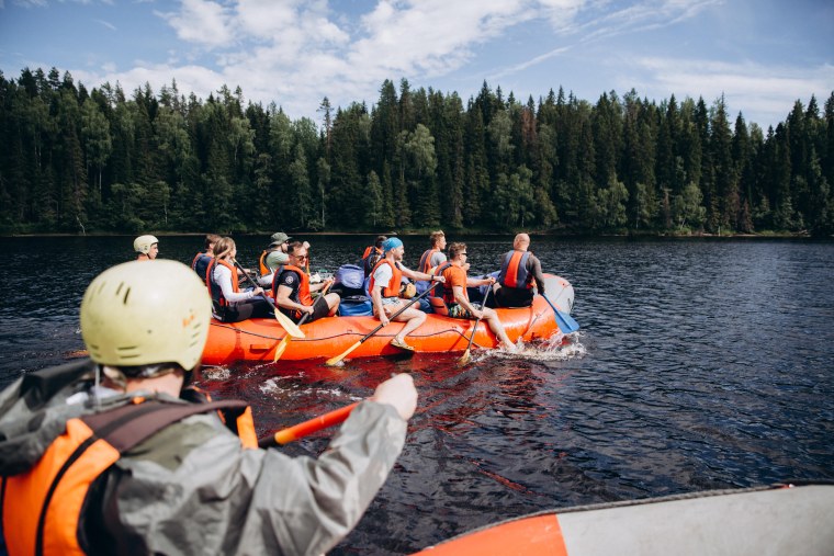 Сплав на рафтах в Карелии по реке Шуя