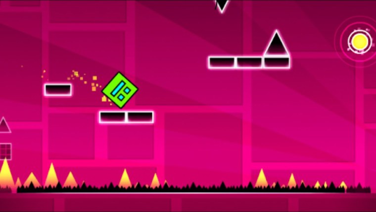 Игры геометрия Даш клон.