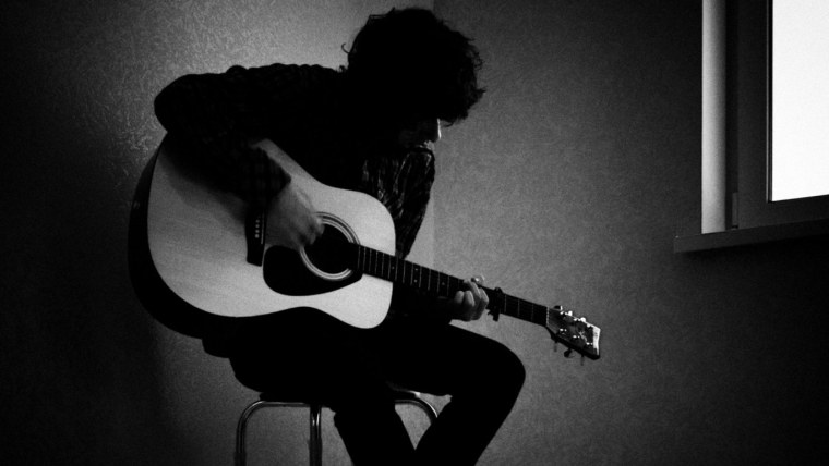 Парень с гитарой Эстетика