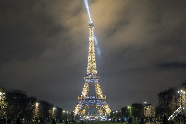 Эйфелева башня