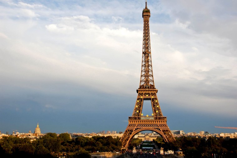 Париж Эйфелева башня закат