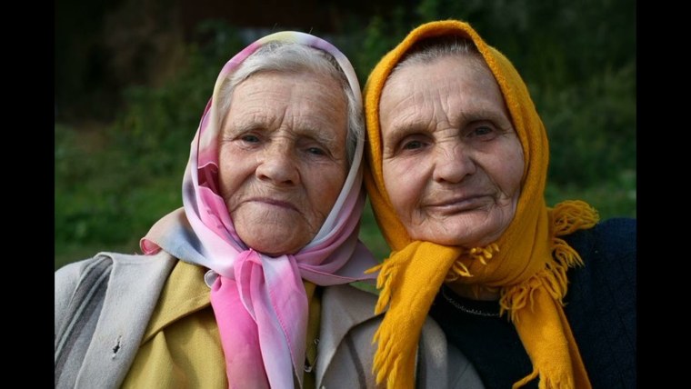 Компьютер мультяшный