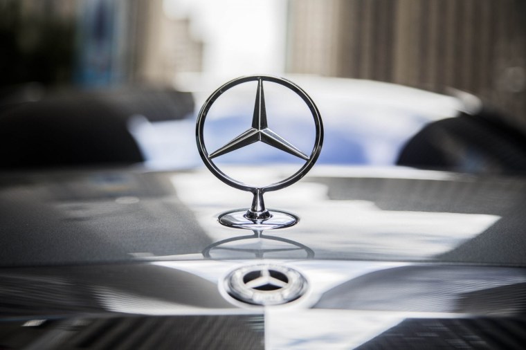 Mercedes Benz logotipi
