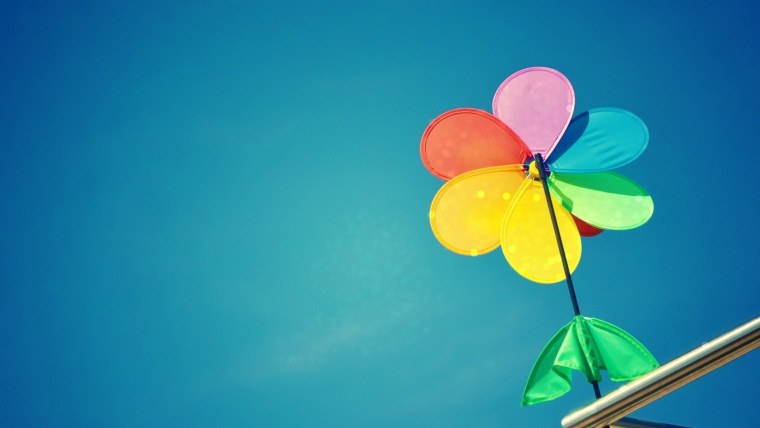 Яркая заставка