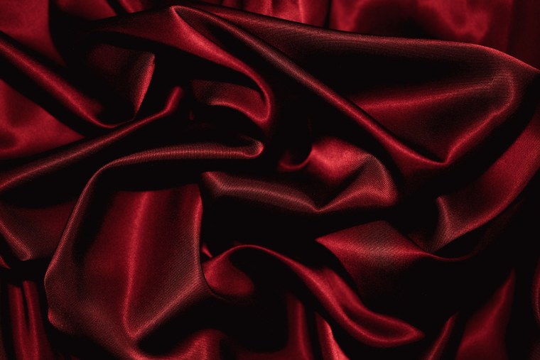 Красный шелк