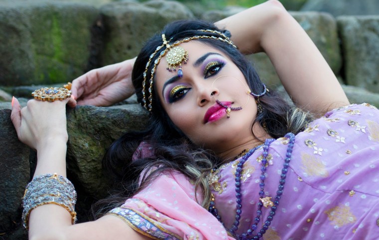 Индиян ядол