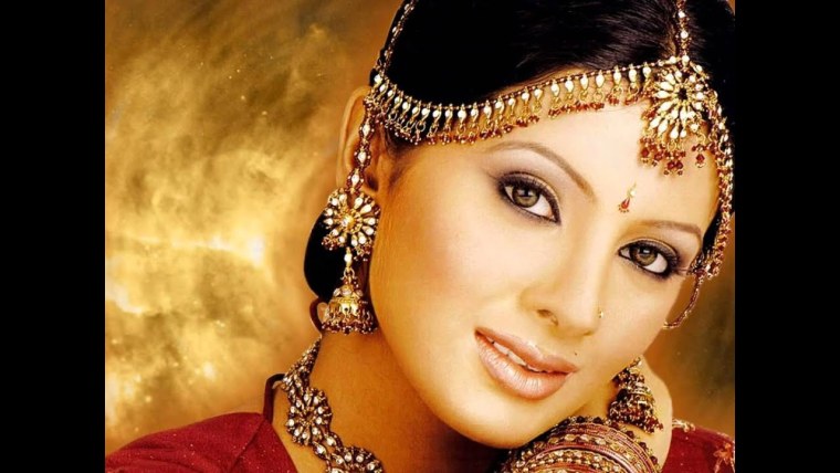 Индия актриса бинди