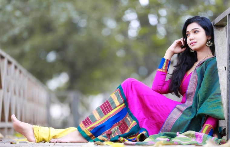 Индийские девушки молодые