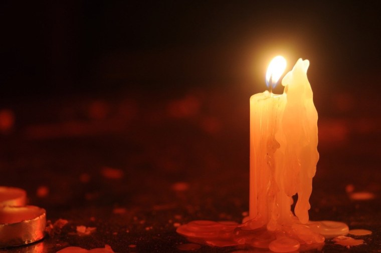 Свеча похороны