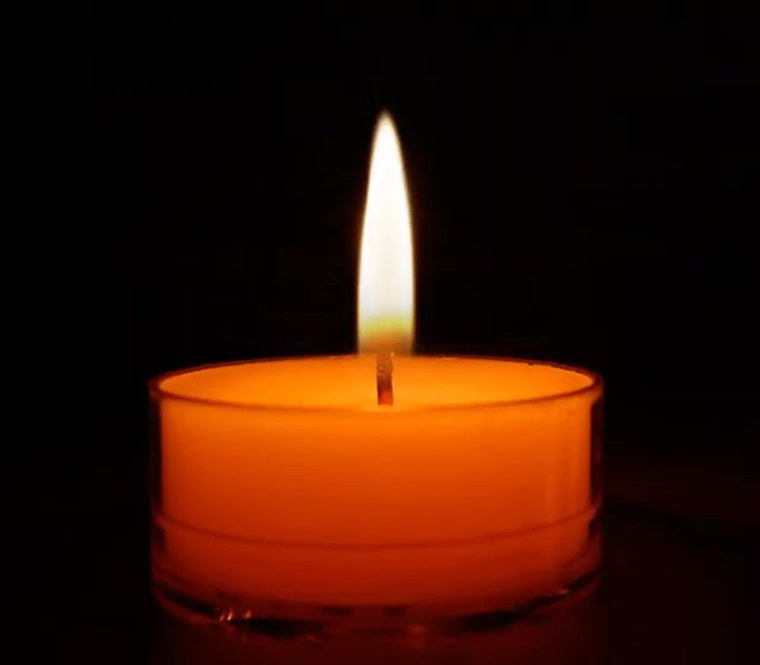 Свеча памяти