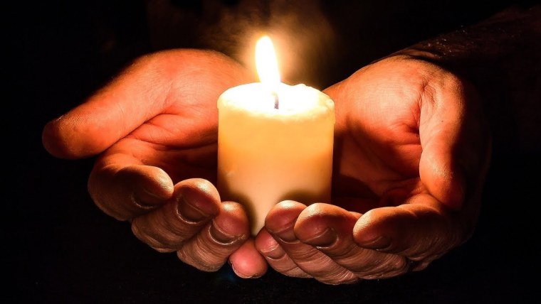 Свеча памяти и скорби