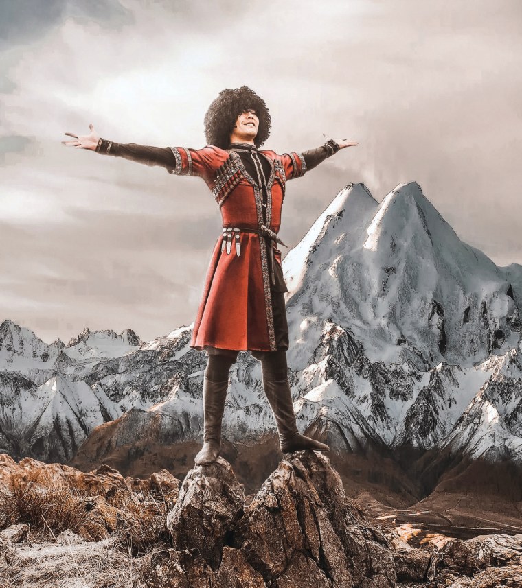 Кавказ горы лезгинка