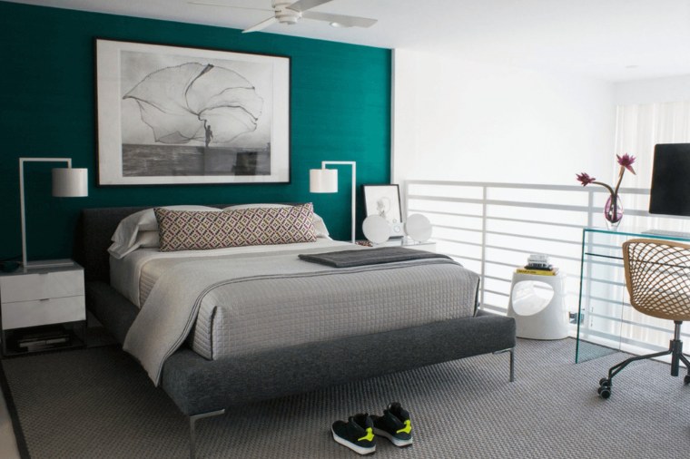 Акцентная стена в спальне