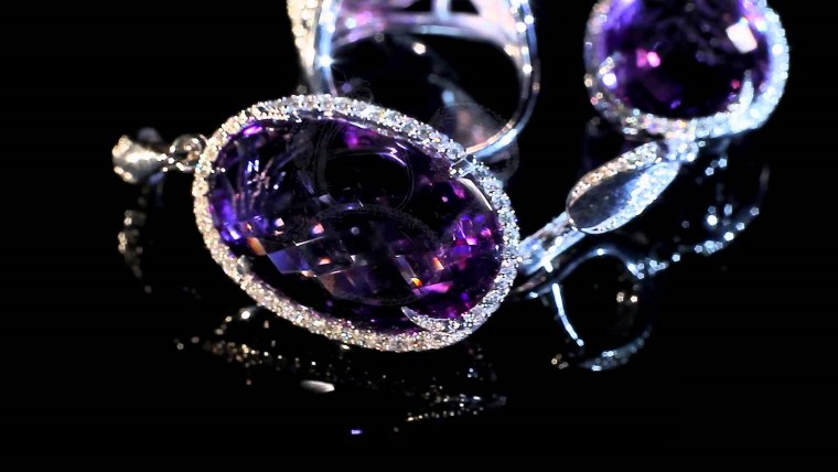 Ювелирные украшения макро