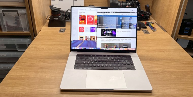 Apple MACBOOK Pro 2021