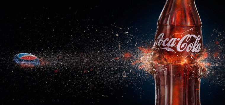 Черная банка Кока колы