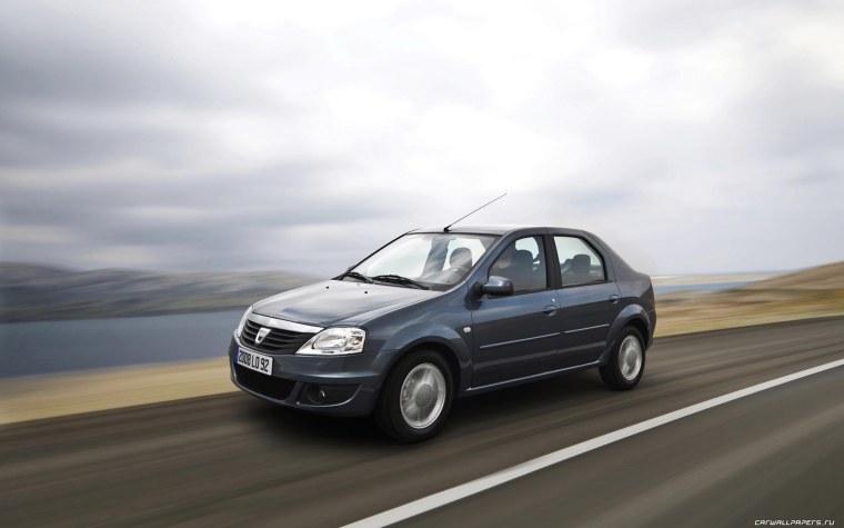 Седан Dacia Logan 2010