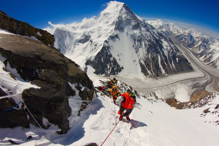К2 гора восходители