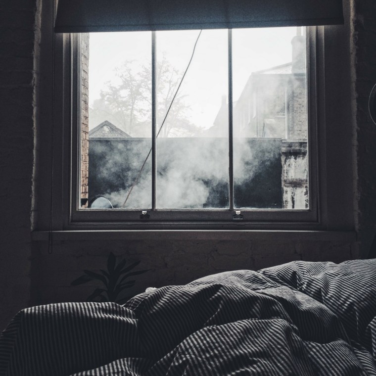 Мрачный вид из окна