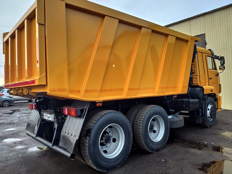 Грузовик Катерпиллер Caterpillar ct660