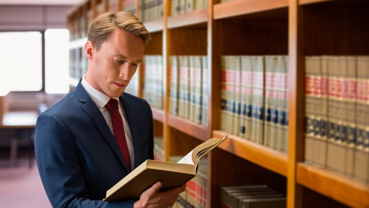 Профессия адвокат