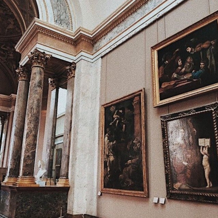 Сотворение Адама Микеланджело статуя