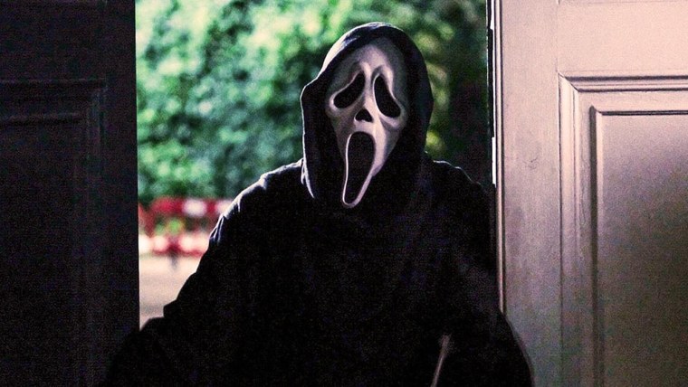 Крик фильм 2022