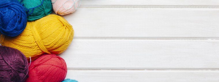 Разноцветная пряжа