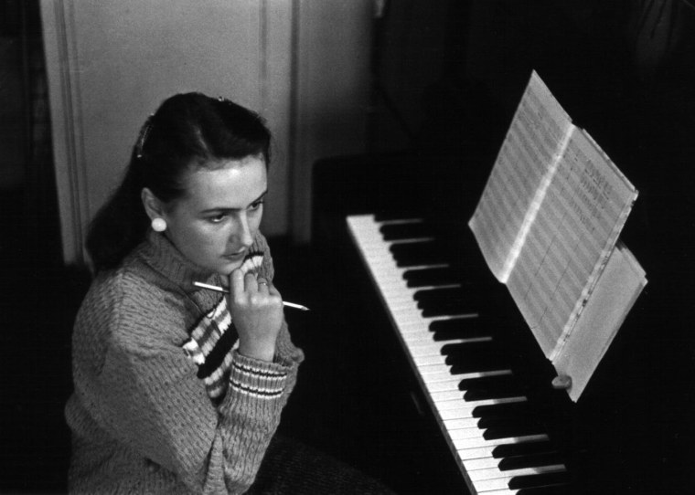 Лаура Петиджерард композитор